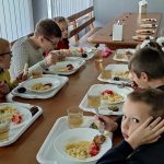 Усі школярі початкових класів у Тернополі харчуватимуться безкоштовно