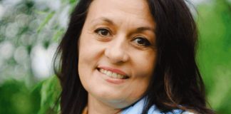 Ярослава Вишневська в Італії понад 20 років колекціонує давній український одяг