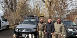 Сергій Надал на фронті передав воїнам 105 бригади ТРО автомайстерню та дрон для мінування «Гулівер»