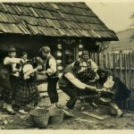 Як 100 років тому на Тернопільщині підписували великодні листівки