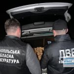 Під час отримання хабаря затримали поліцейського з Тернопільщини