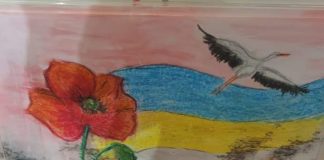 В Італії відкрили виставку картин українських дітей, рідні яких у полоні