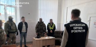 Лікарі Тернопільщини брали гроші з травмованого військовослужбовця за операцію та довідки