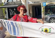 Мандрівна журналістка з Тернополя доторкнулася до українського рушника аж на Кіпрі