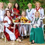 У Португалії наші жінки видали календар з українськими традиціями