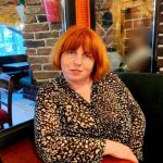Галина Сенчук з Чорткова носить окуляри, яким 30 років