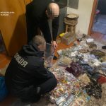 Тернопільська прокуратура викрила псевдоцілителів та «екстрасенсів», які оббирали родини військових