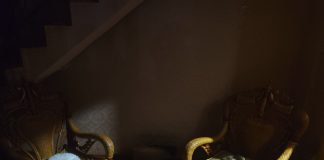 «Багато смієшся — будеш плакати»: чому українці бояться щастя і змагаються проблемами