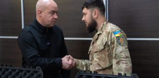 Виявилось, що мер Тернополя Надал щомісяця перераховує свою премію на рахунок ЗСУ