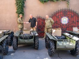 П’ять наземних роботизованих комплексів отримали бійці 67-й бригади: Сергій Надал